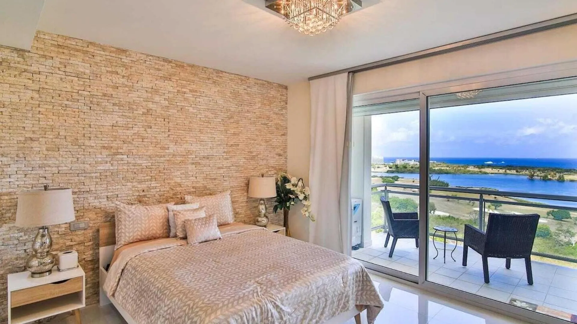 Lovely 3-Bed Apartment In Maho